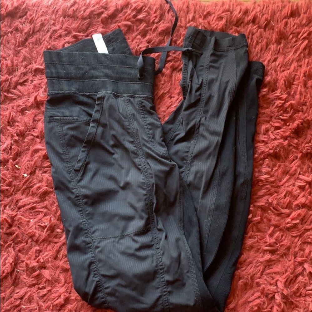 lululemon joggers